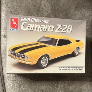 NIP 1968 Chevrolet Camaro Z-28 Model Kit #6559